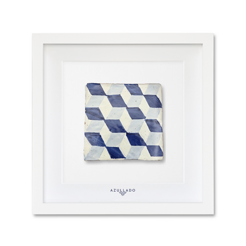 Azulejo Mural “3D Cube Illusion in Blue” – Framed Portuguese Tile 30×30 cm