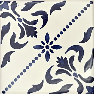 Azulejo-Wandbild “Zentrale Blüte am Perlenband"