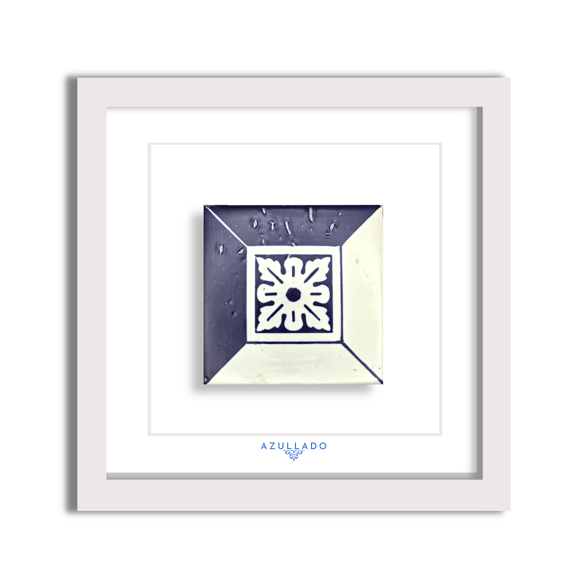 Azulejo Wandbild “Blüte im Quadrat” – Gerahmte Portugiesische Fliese 30×30 cm